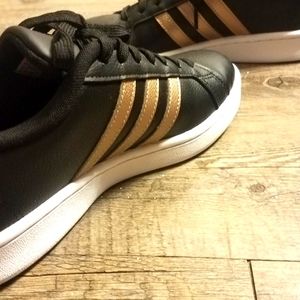 Adidas brand new - sz 8